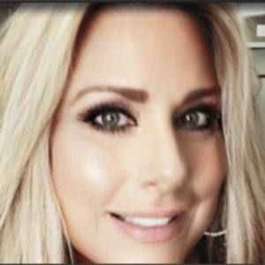 Meet your Posher, Leeann